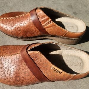 Pikolinos Women's Brown Leather Shoes